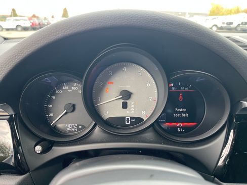 Used 2023 Porsche Macan S image 19