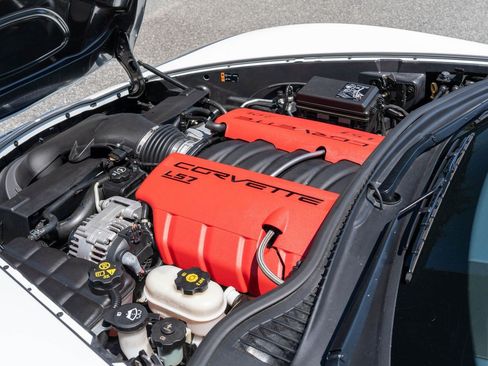 Used 2013 Chevrolet Corvette 427 w/ 1SC Preferred Equipment Group RWD image 16