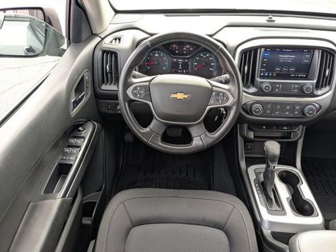 Used 2022 Chevrolet Colorado LT RWD image 17