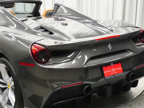 Used 2017 Ferrari 488 Spider RWD image 43