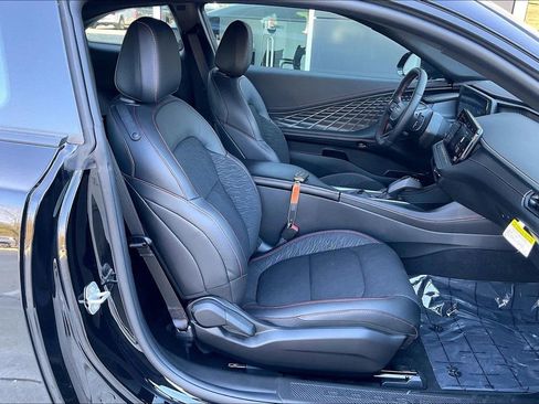 Used 2025 Dodge Charger R/T w/ Quick Order Package 25M R/T image 7