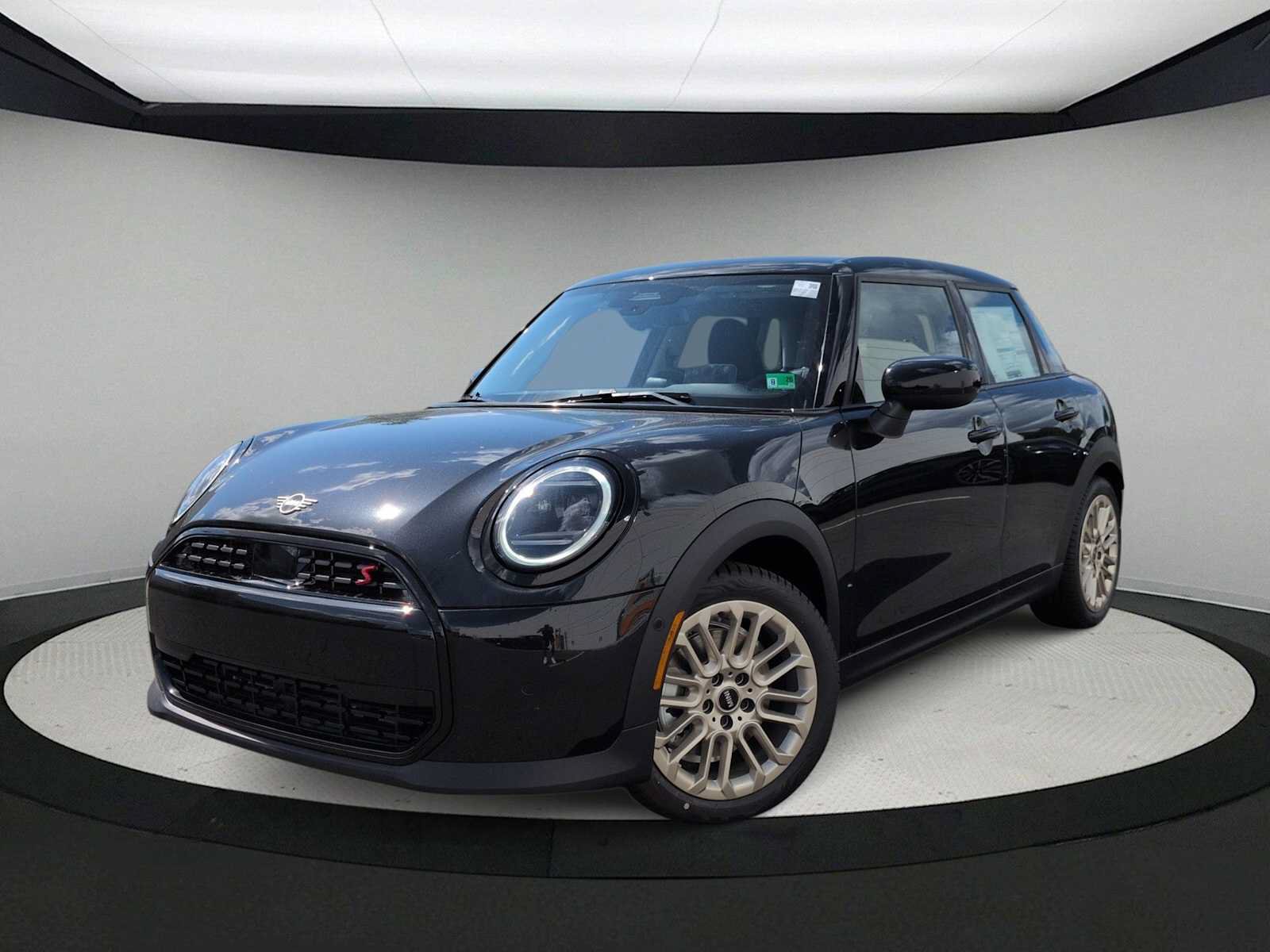 Used 2026 MINI Cooper S FWD image 1