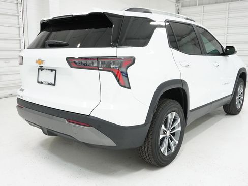 New 2026 Chevrolet Equinox LT image 5