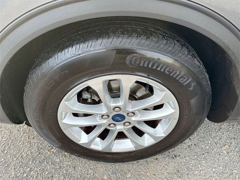 Used 2022 Ford Escape S image 13