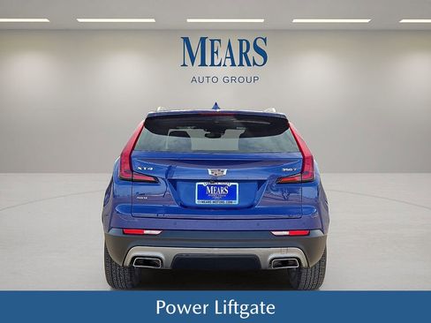 Used 2022 Cadillac XT4 Premium Luxury w/ Safety Alert Package image 5