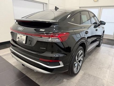 Used 2023 Audi Q4 e-tron Prestige AWD/4WD image 2