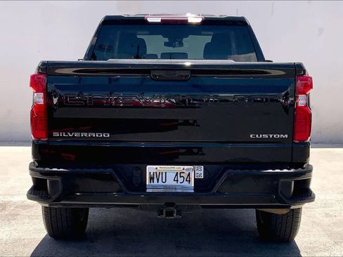 Used 2023 Chevrolet Silverado 1500 Custom RWD image 5
