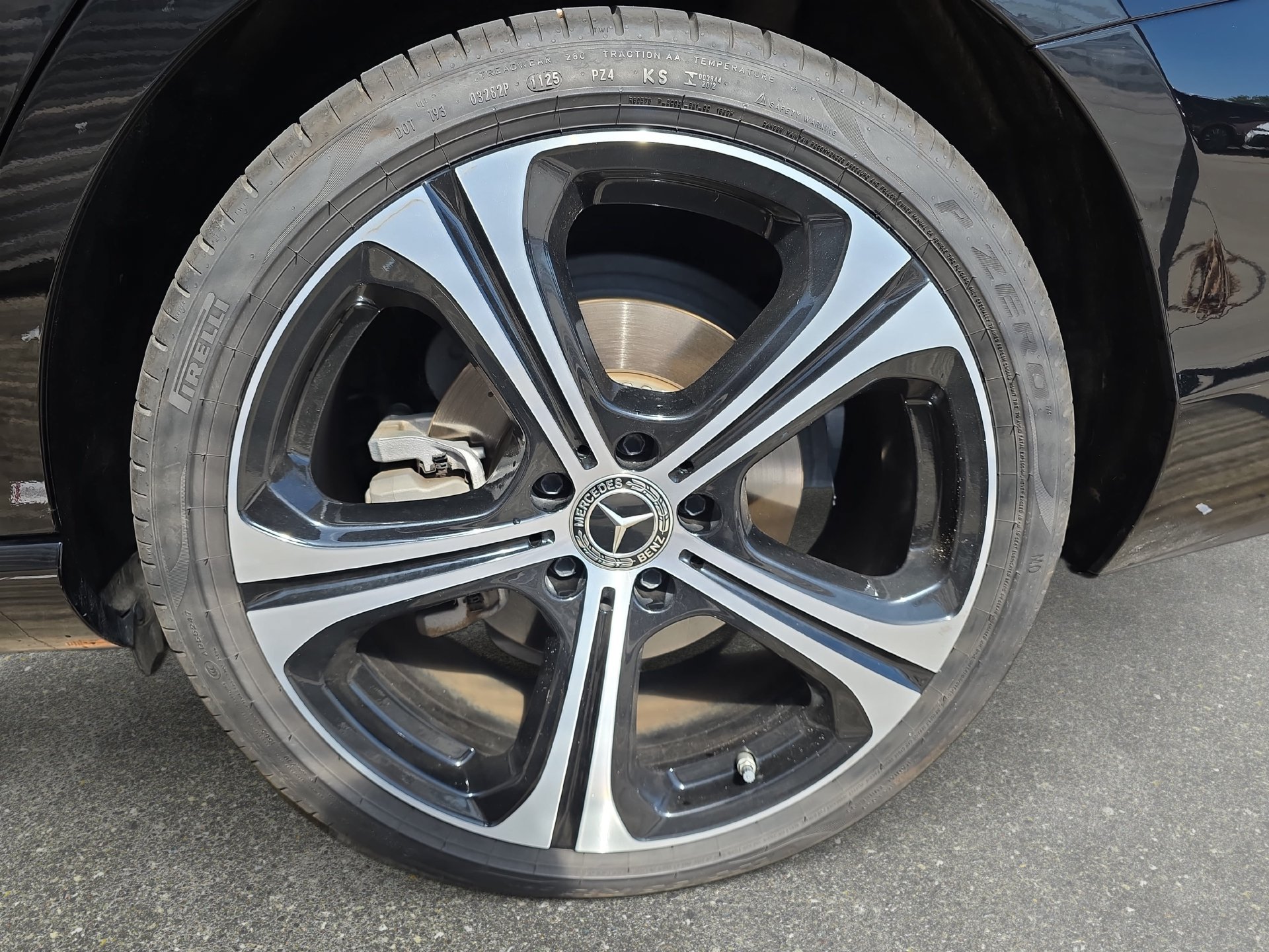 Certified 2025 Mercedes-Benz C 300 Sedan image 32