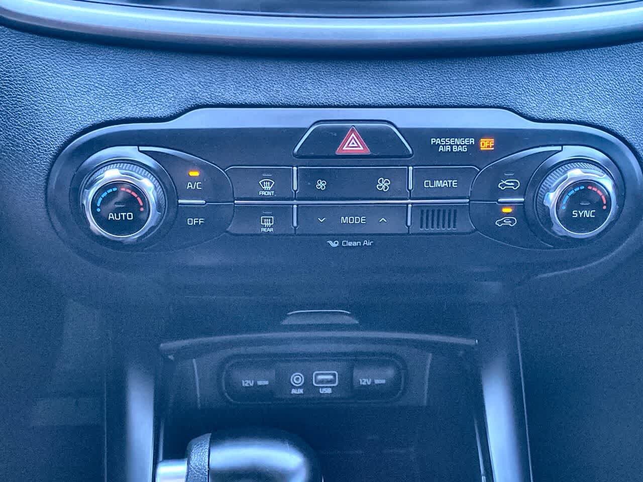 Used 2018 Kia Sorento AWD image 18