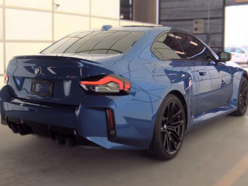 Used 2025 BMW M2 w/ Lighting Package RWD image 9