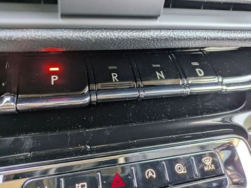 New 2026 Lincoln Corsair Premiere image 15