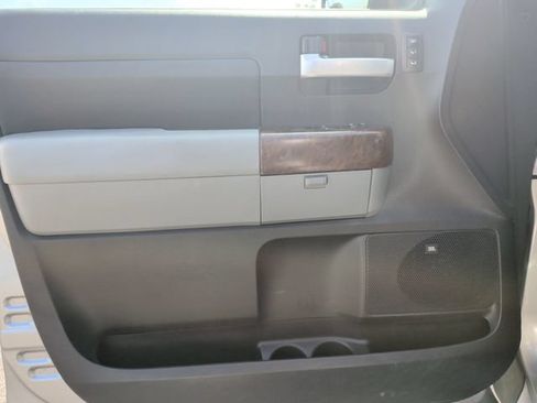 Used 2013 Toyota Tundra Platinum AWD/4WD image 12