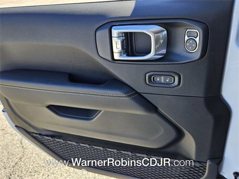 New 2026 Jeep Wrangler Unlimited Sahara image 28