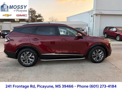 Used 2025 Kia Sportage SX image 7