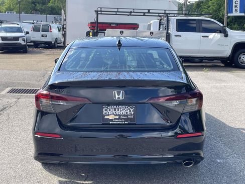 Used 2026 Honda Civic Sport image 4