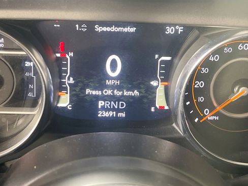 Used 2023 Jeep Wrangler Sport S image 12