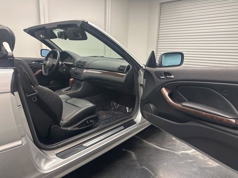 Used 2002 BMW 325Ci Convertible image 6