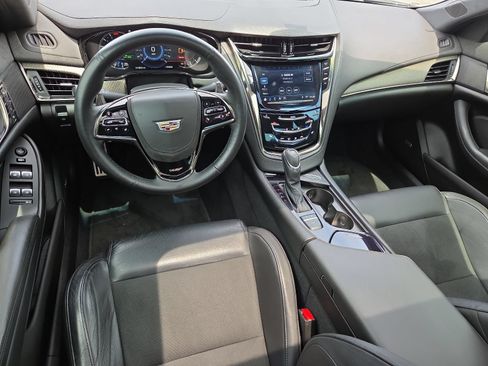 Used 2018 Cadillac CTS V w/ Carbon Fiber Package RWD image 11