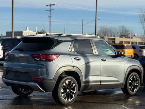 Used 2022 Chevrolet TrailBlazer LT w/ Convenience Package image 31