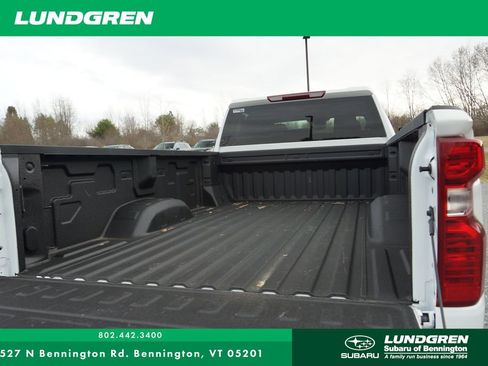 Used 2026 Chevrolet Silverado 3500 W/T image 25