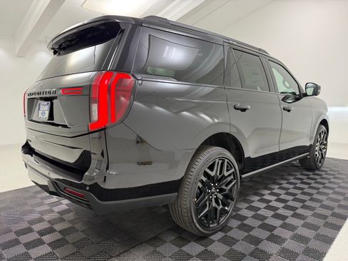 New 2026 Ford Expedition Platinum w/ Stealth Performance Package image 7