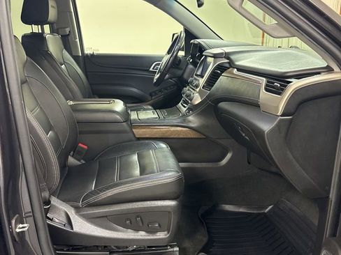 Used 2018 GMC Yukon XL Denali w/ Open Road Package image 28