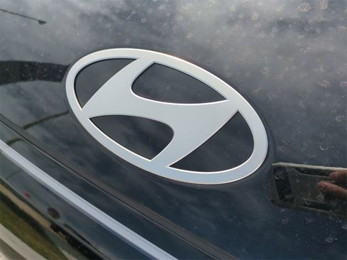 New 2026 Hyundai Kona SEL Premium image 13