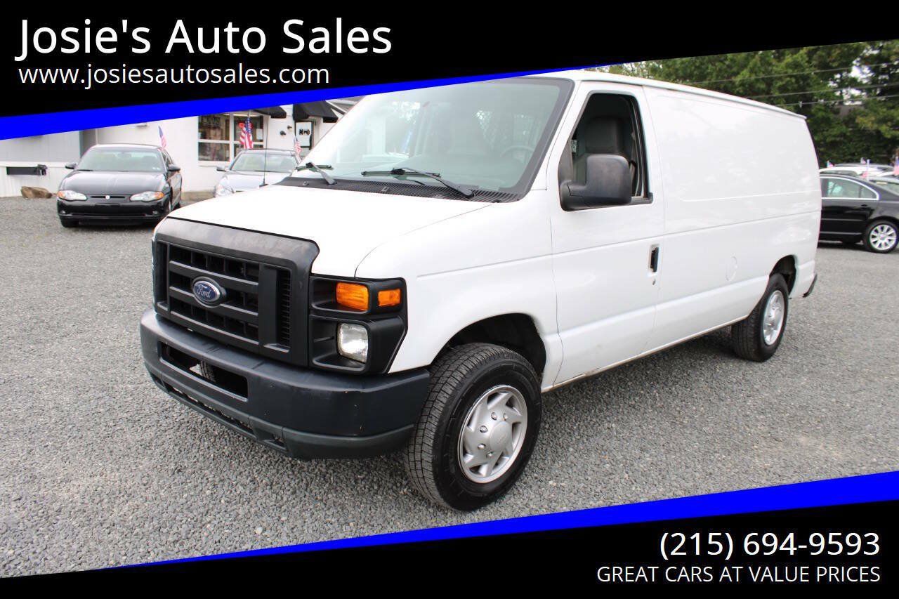 Used 2012 Ford E-150 and Econoline 150 w/ Commercial Cargo Van Pkg RWD image 1