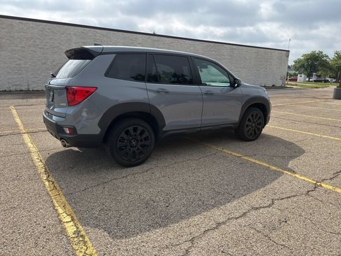 Used 2023 Honda Passport EX-L image 29