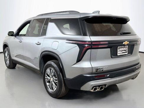 Certified 2026 Chevrolet Traverse LT w/ Driver Confidence Package FWD image 6
