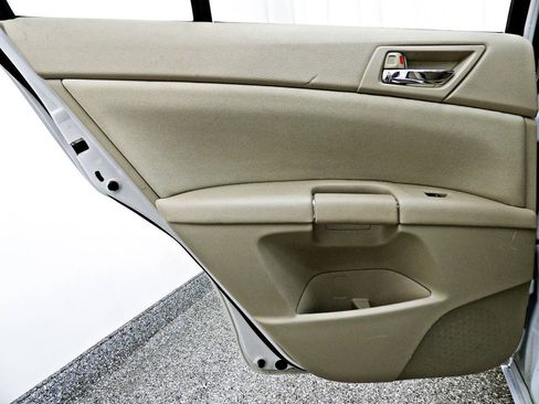 Used 2013 Suzuki Kizashi S FWD image 13