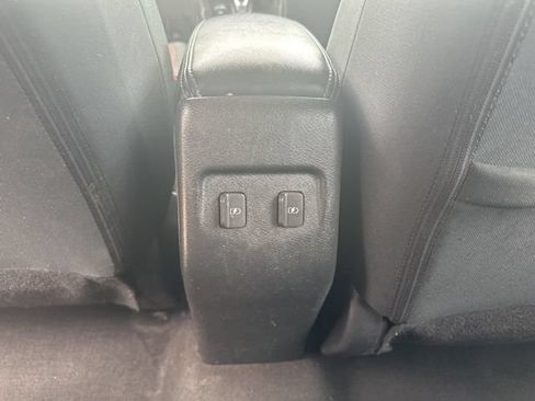 Used 2024 Nissan Kicks SR FWD image 22