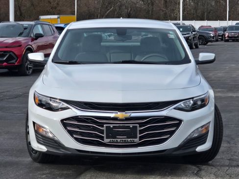 Used 2022 Chevrolet Malibu LT image 3
