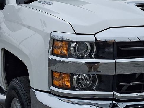 Used 2018 Chevrolet Silverado 2500 LTZ w/ Duramax Plus Package image 9