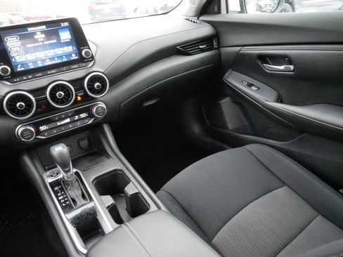 Certified 2022 Nissan Sentra SV w/ All-Weather Package image 11