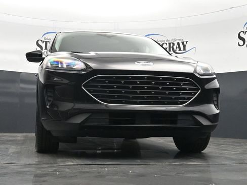 Used 2022 Ford Escape SE w/ SE Sport Appearance Package FWD image 27