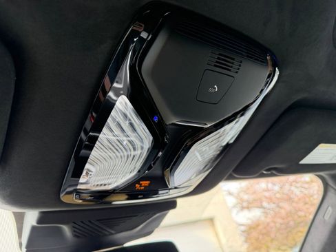 Certified 2023 BMW XM AWD/4WD image 29
