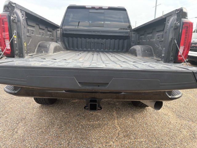 Used 2020 GMC Sierra 2500 AT4 w/ AT4 Premium Package AWD/4WD image 10