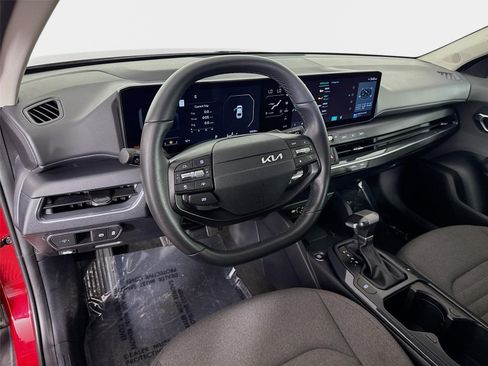 Certified 2025 Kia K4 EX FWD image 9