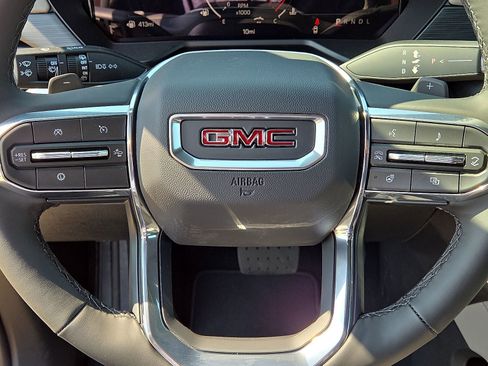 New 2026 GMC Acadia Elevation FWD image 12
