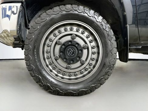 Used 2016 Toyota Tundra Limited AWD/4WD image 35
