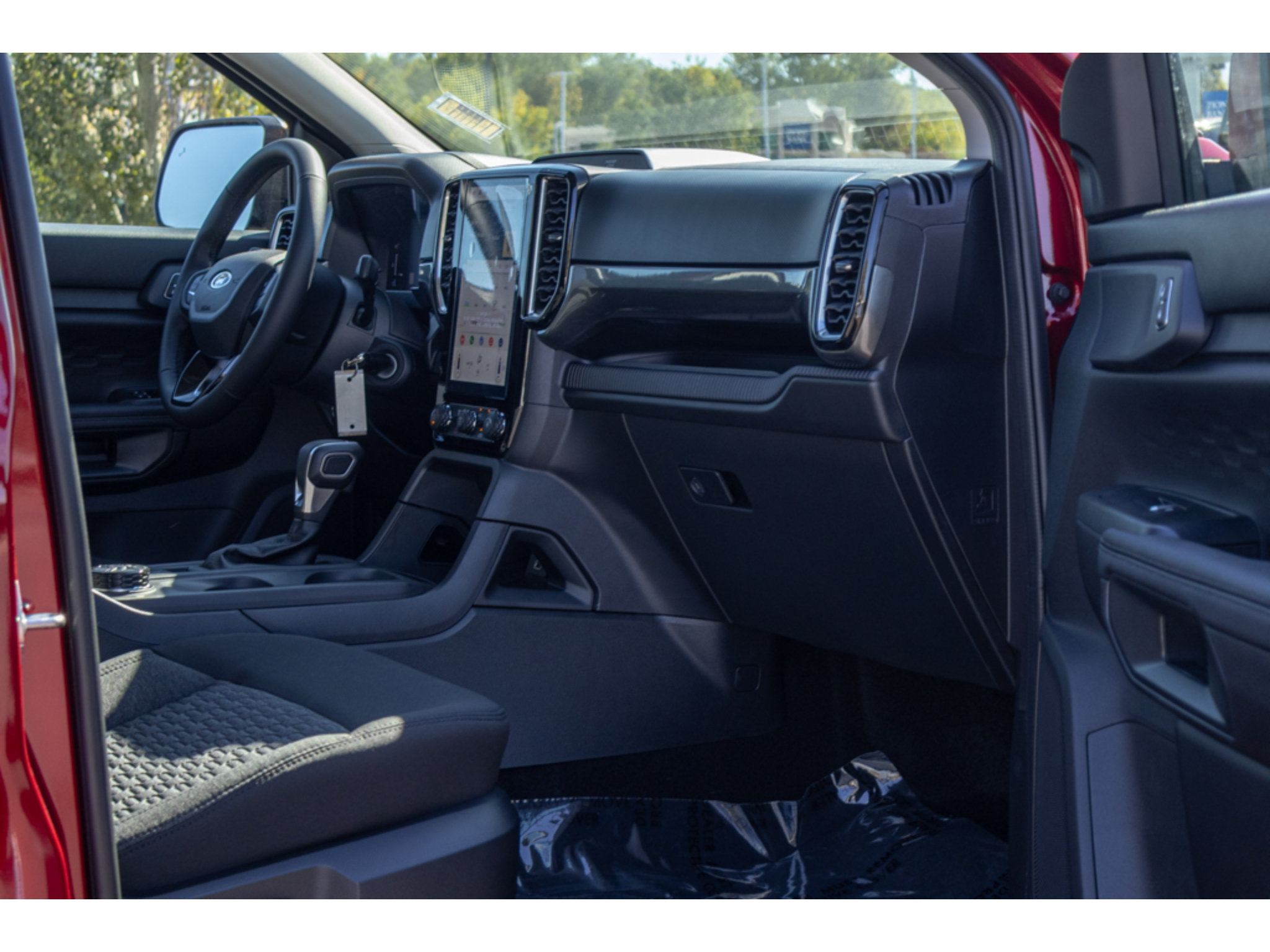 New 2026 Ford Ranger XLT w/ FX4 Off-Road Package AWD/4WD image 10