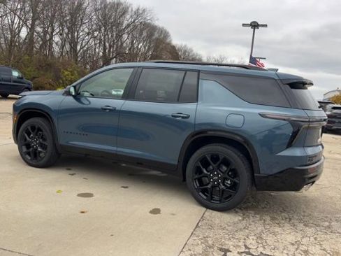 New 2026 Chevrolet Traverse RS w/ LPO, Floor Liner Package image 6