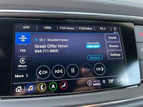 Used 2024 Buick Enclave Premium image 42