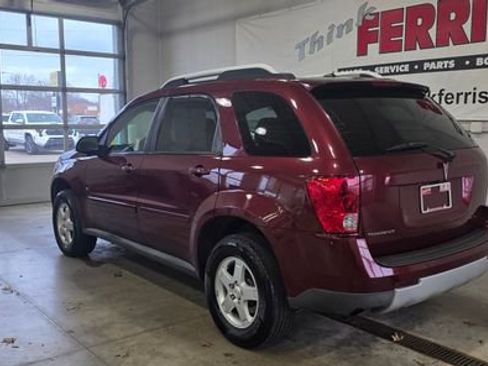 Used 2008 Pontiac Torrent 2WD w/ Preferred Package image 3