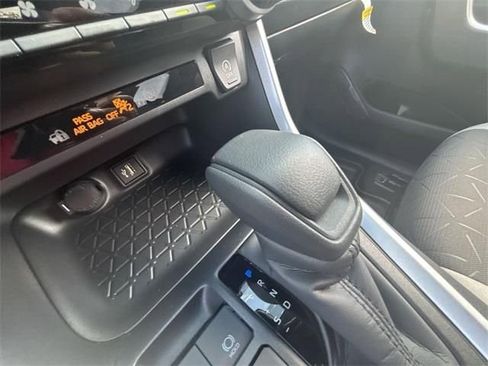 Used 2025 Toyota RAV4 XLE w/ Convenience Package image 20