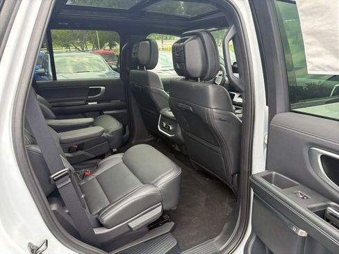 New 2026 Ford Expedition Platinum w/ Stealth Appearance Package AWD/4WD image 14