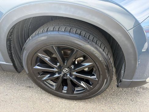 Used 2023 MAZDA CX-9 Carbon Edition image 4