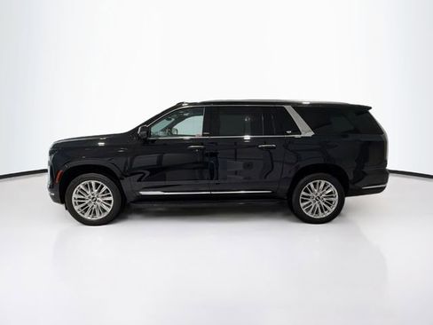 Used 2025 Cadillac Escalade ESV Premium Luxury image 5