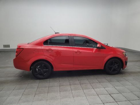 Used 2016 Chevrolet Sonic LT FWD image 10